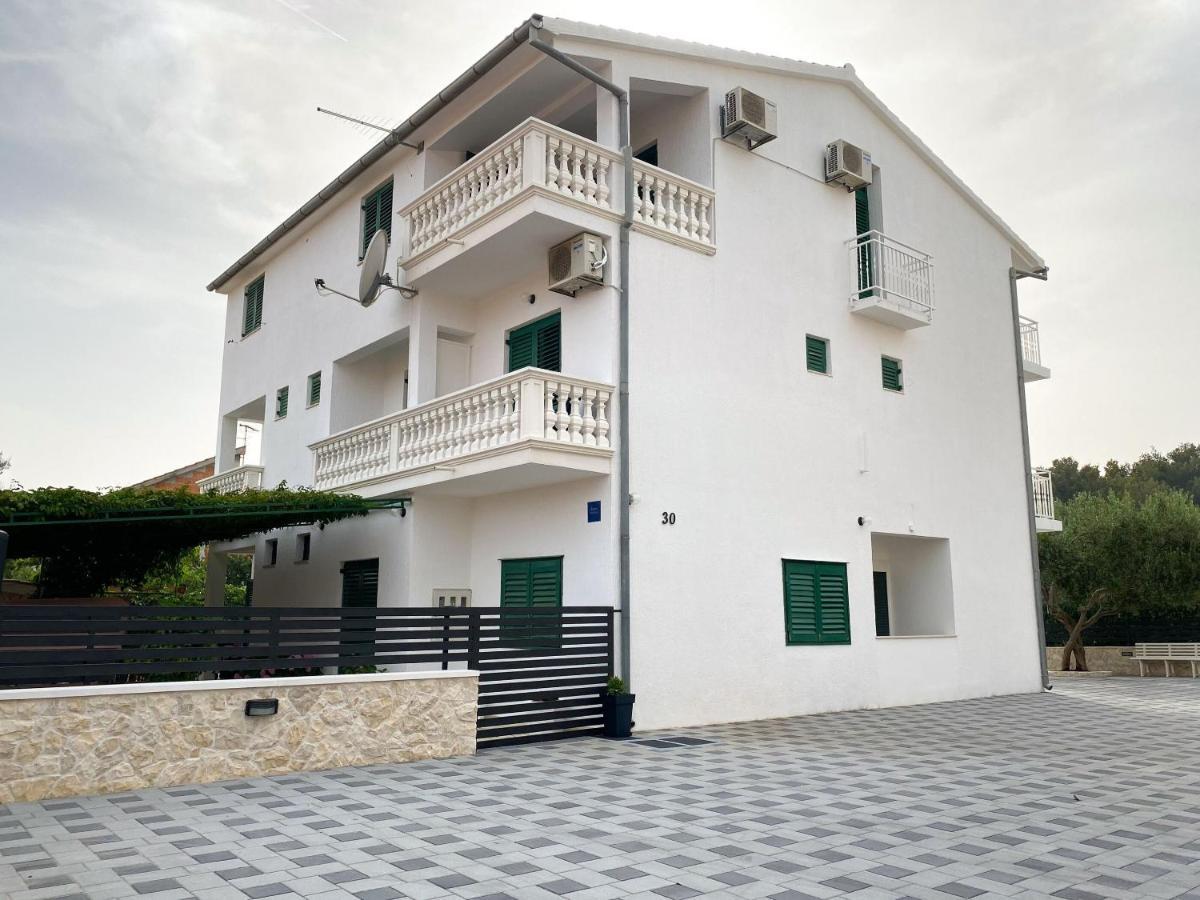 Apartments Pulic Žaborić Exterior foto